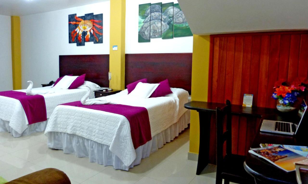 Hotel Brisas del Pacifico Puerto Ayora  Exterior foto